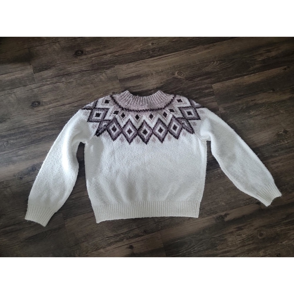 Old Navy Girls M 8 Fair Isle Fuzzy Knit Sweater White Purple Geometric Pullover
